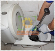 Cách xử lý bồn cầu xả nước bị trào ngược.