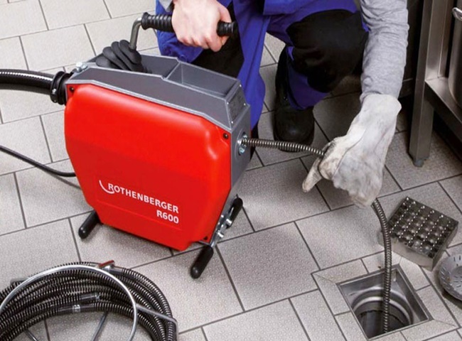 Th&ocirc;ng tắc cống quận B&igrave;nh T&acirc;n gi&aacute; rẻ n&ecirc;n sử dụng định kỳ